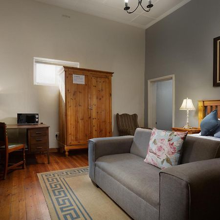 Horse And Mill Guesthouse 콜스버그 외부 사진