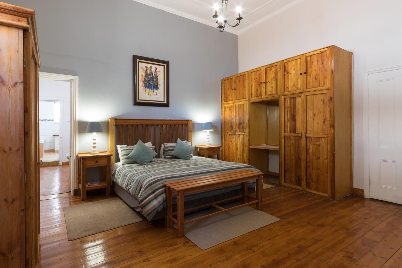 Horse And Mill Guesthouse 콜스버그 외부 사진